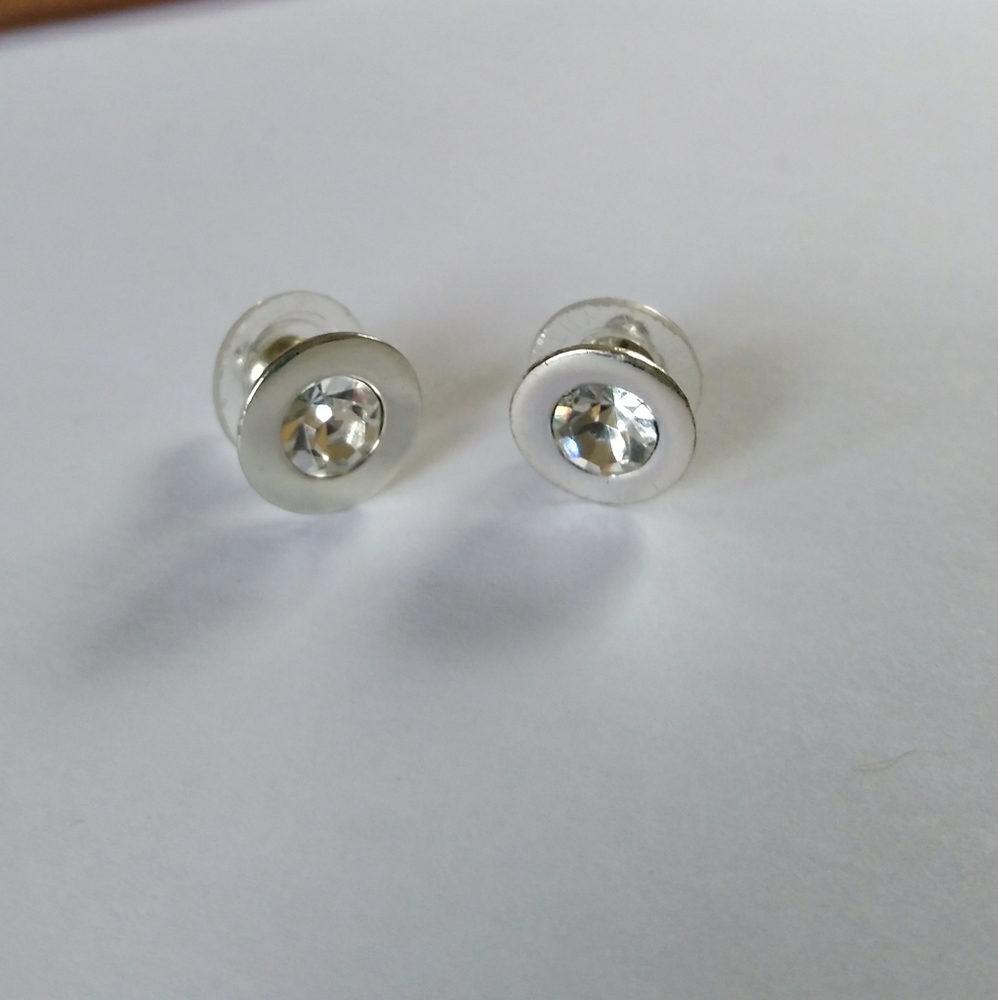 Sarah Coventry Classy Studs